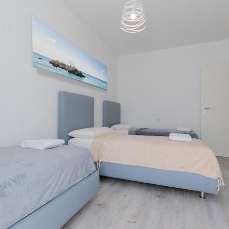 Wave Island! Luxury Resort A Jesolo - Piscina E Park Free! Eksteriør billede
